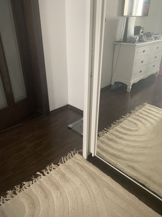 Vand apartament 3 camere