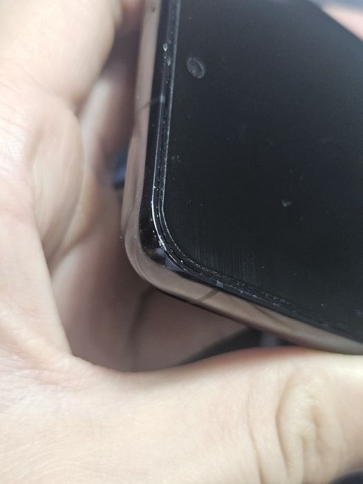 Продам Samsung s23 8/256