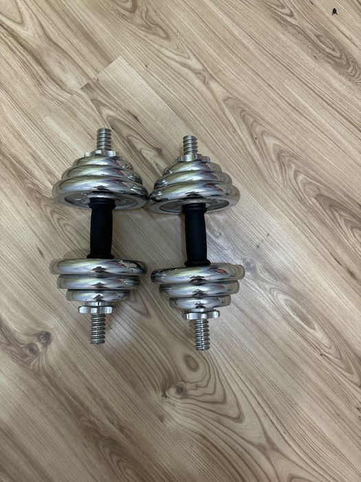 Гантели по 11кг каждая