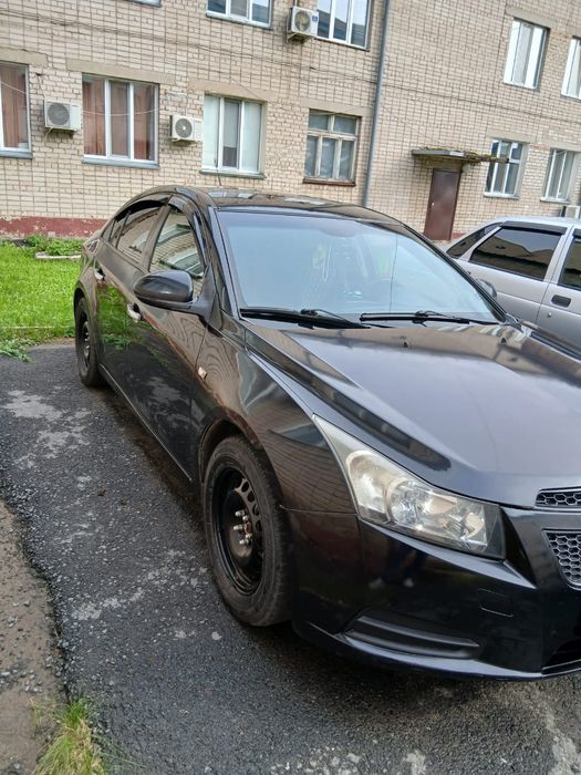 Продам Шевроле Круз