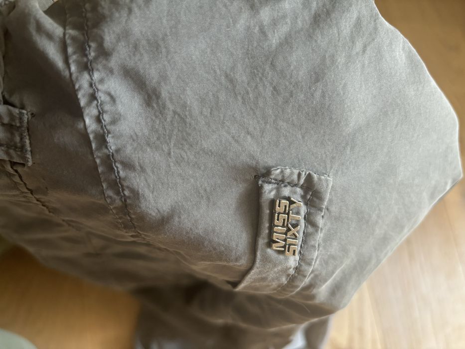 Pantaloni din matase