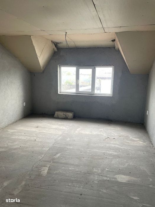 Casa de vanzare, Poroschia, in constructie avansata