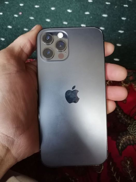 Iphone 12 pro 256/73 holati idyal vakum
