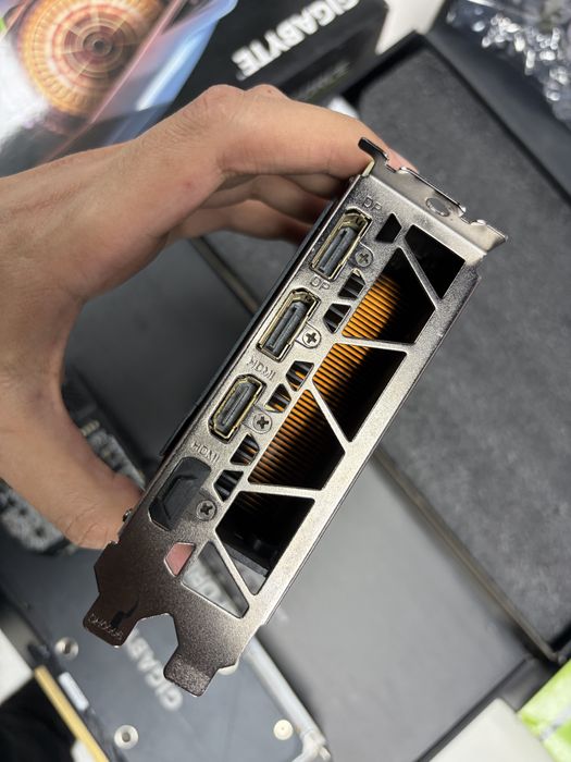 Gigabyte RTX3080 10bg
