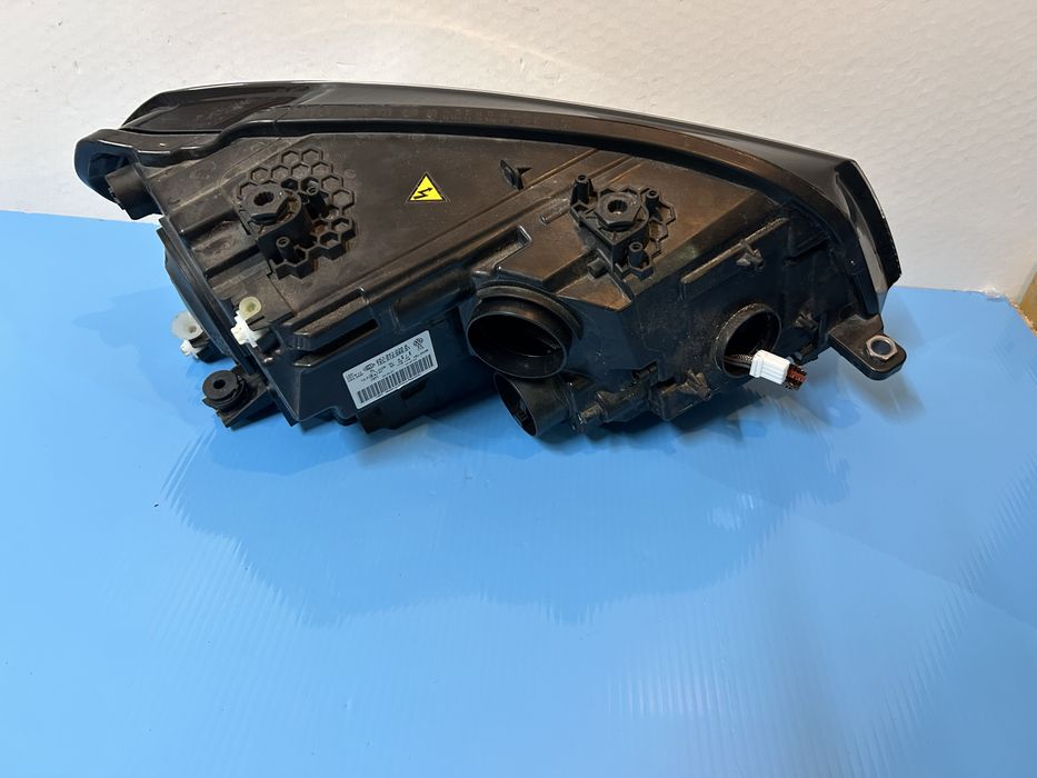 Far faruri VW Caddy 4 MK6 full led stanga