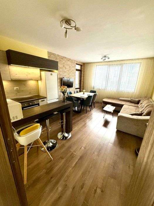 Дава се под наем Тристаен апартамент в София, Витоша - 85 кв.м за 841.5 € - Снимка #2