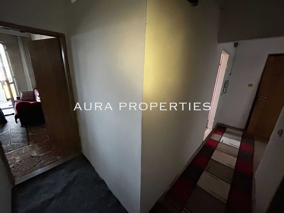 Продава се Тристаен апартамент в Разград, Орел - 80 кв.м за 702 €/кв.м - Снимка #3