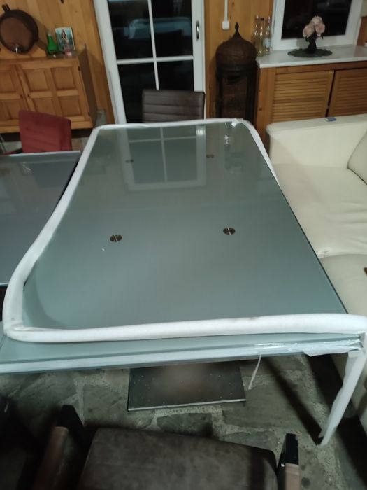 Vand mese de sticla mondoseta