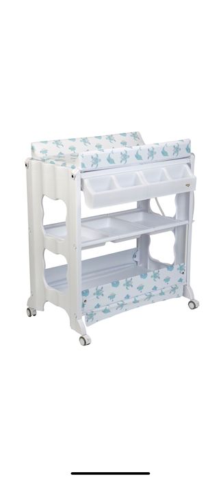 Masa pentru infasat bebelusi cu cadita inclusa