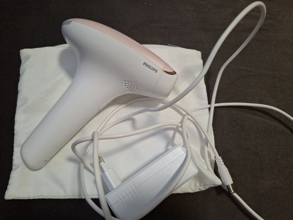 Фотоепилатор Philips Lumea