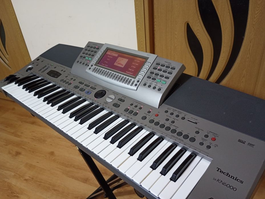 Technics KN-6000 arranger pian orga Keyboard