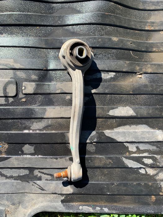 Части за c class w203 s203   чисто нови и употребявани