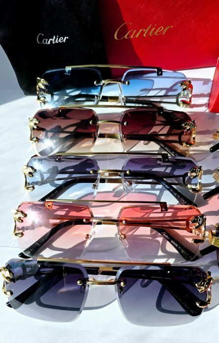 Set complet ochelari Cartier.