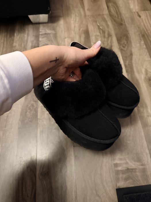 Vand papuci Ugg masura 38 originali