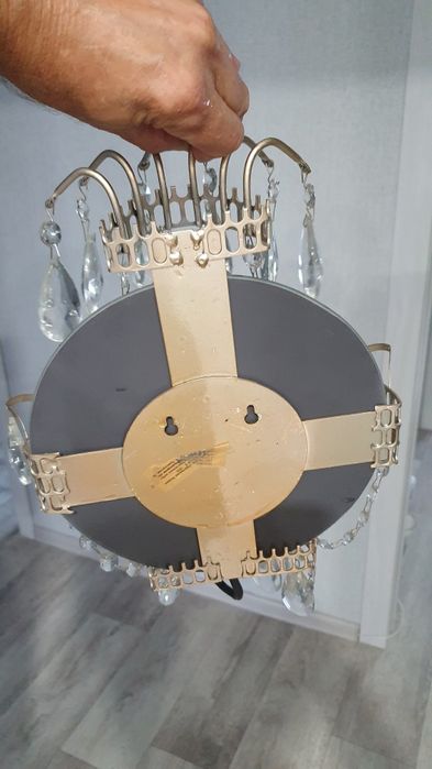 Продам светильник, бра.