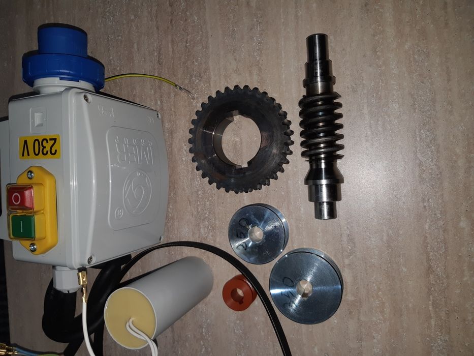 Dezmembrez/piese si betoniera noua imer 350.