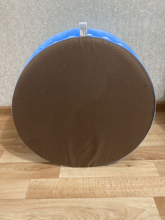 Продам детский мягкий стул