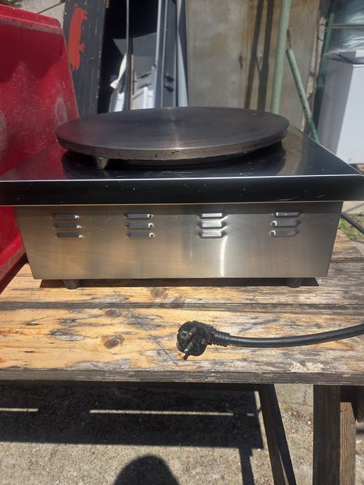 Vând plita clatite si grill vertical de paine