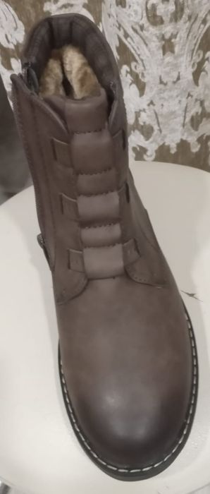 новые зимние женские ботинки