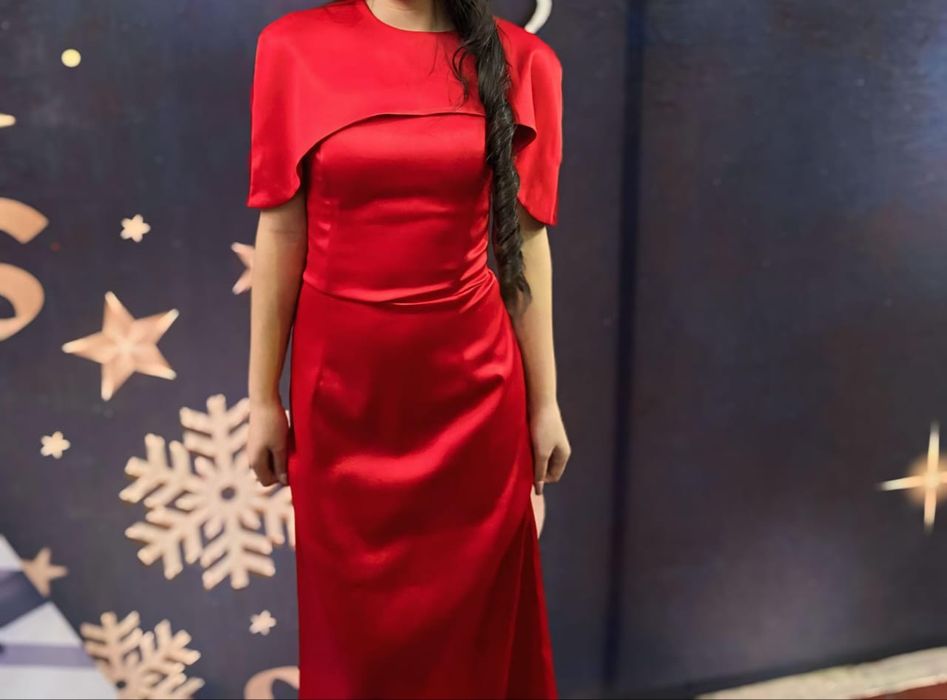 Красный вечернее платье