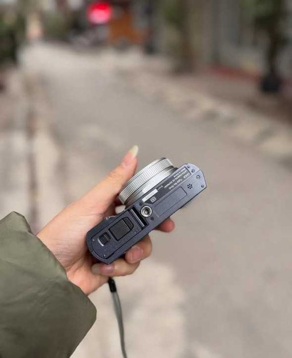 Leica C-Lux (Black) — 15x зум, 4K (Почти новая)