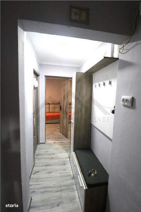 Apartament 3 camere, 2 dormitoare , centrala proprie, decomandat, zona — fotografia 3