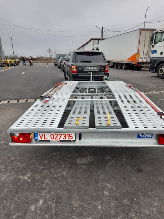 Închiriez platforma auto