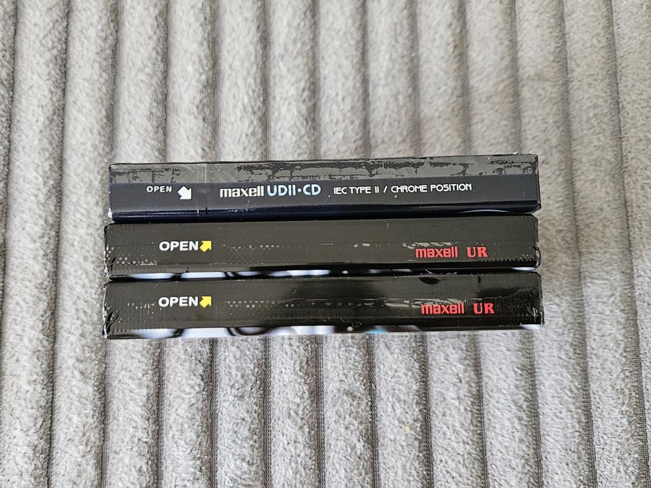 3 Casete  Audio Maxell UR UDII UK