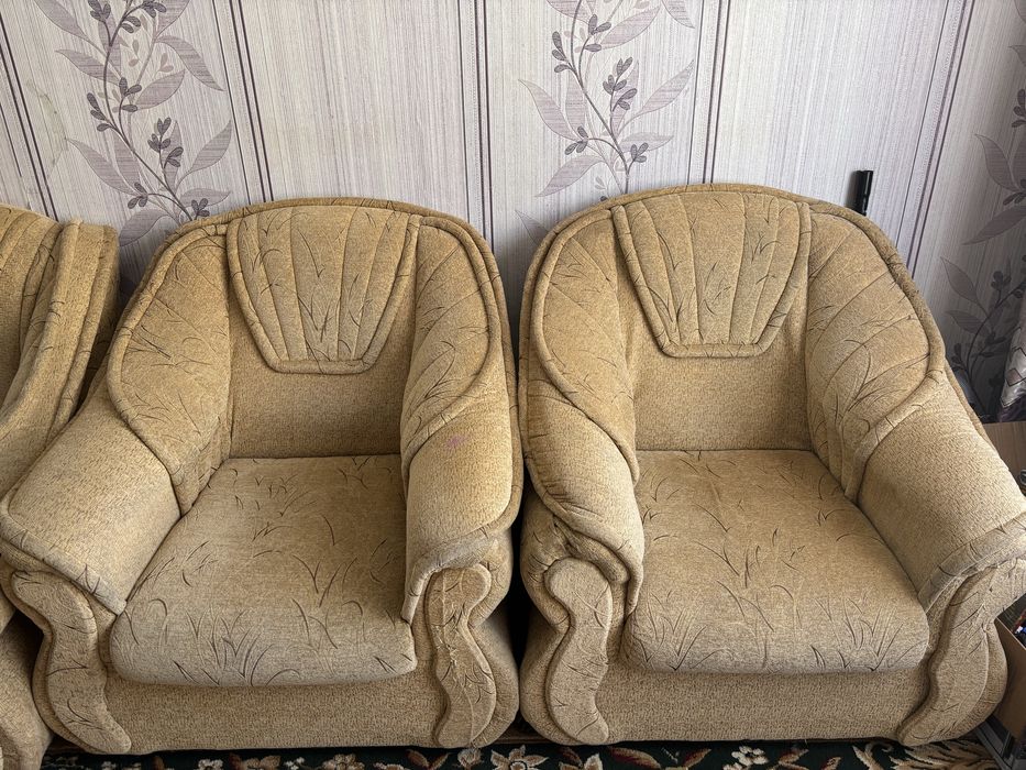 Отдам диван бесплатно