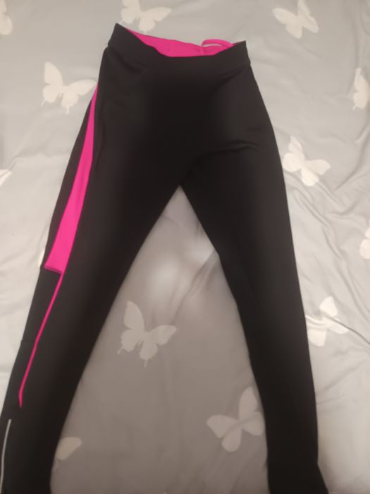 Vând pantaloni lungi