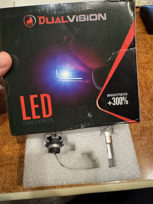 Set Becuri LED-Xenon D2S Bullvission