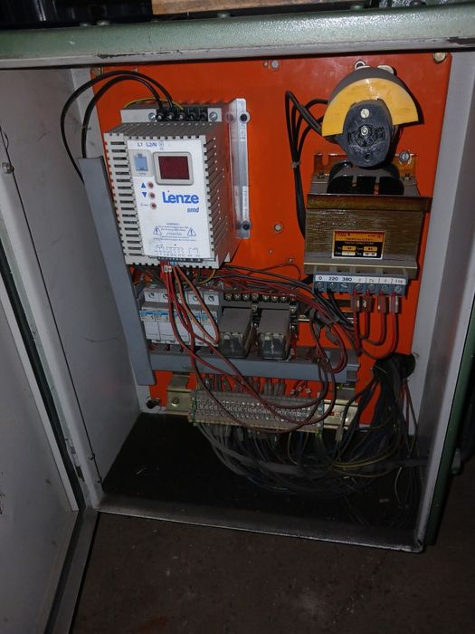 Derulator tablă cu comandă numerică