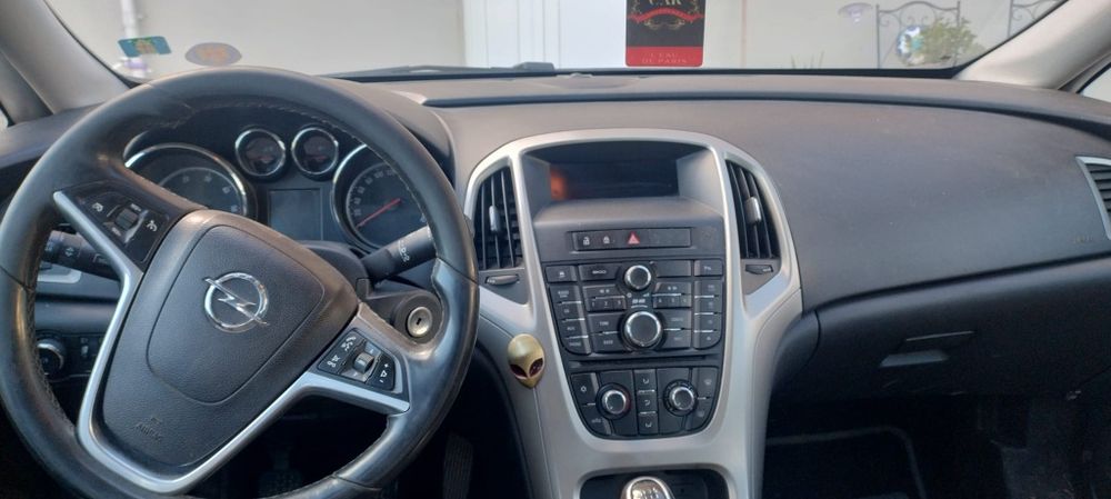 Opel Astra J 1.3  defect