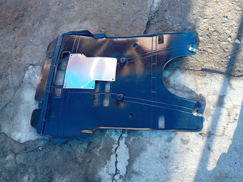 Кора под двигател Ситроен С4