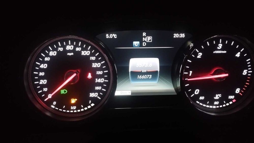 Mercedes E-Classe W213 2018г седан на ЧАСТИ