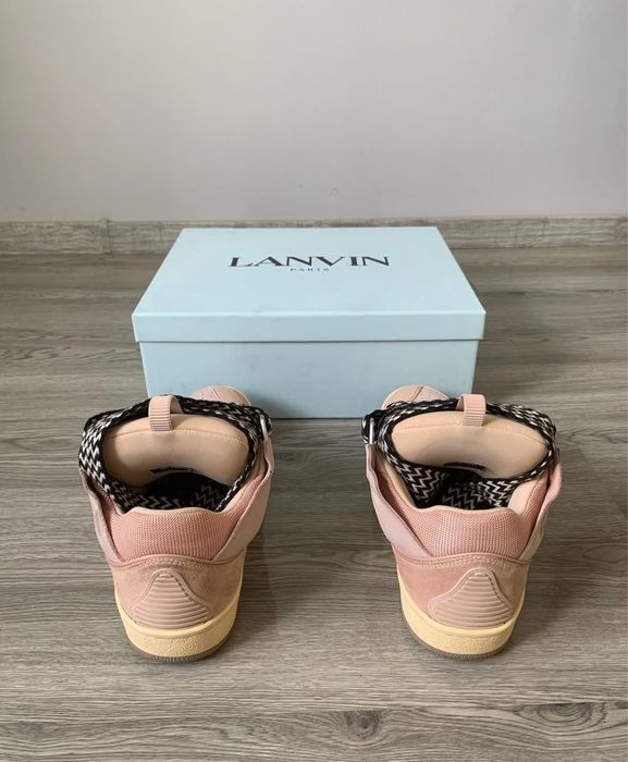 Lanvin Curb
