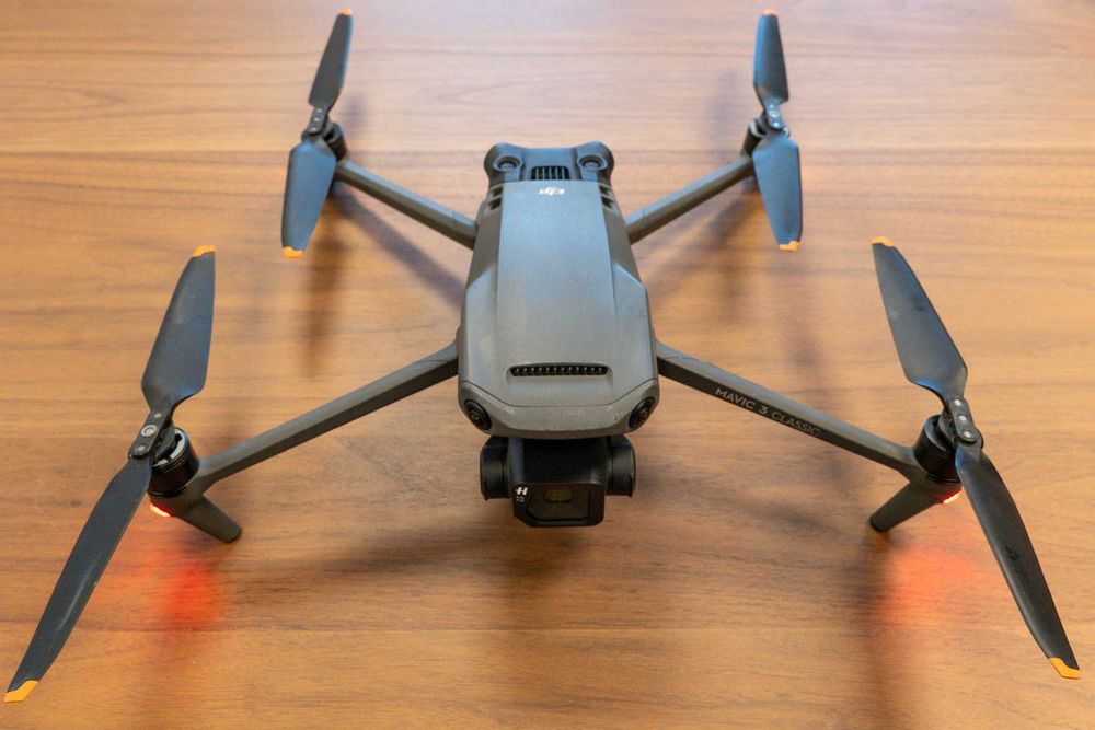 Drona DJI Mavic 3 Clasic + Fly More Combo