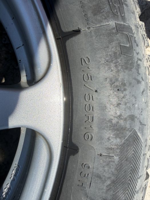 Vând jante 215/55 R16