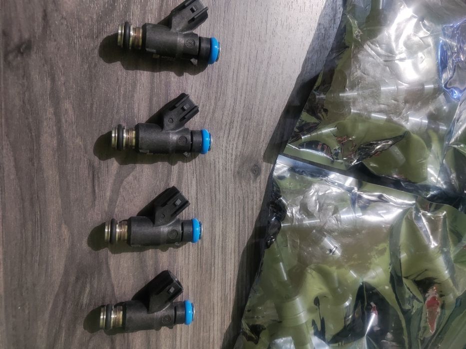 Injector bor xar xil turdagi avtomobillarga