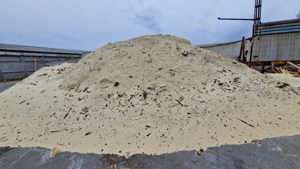 Опилки Опилки в мешках.