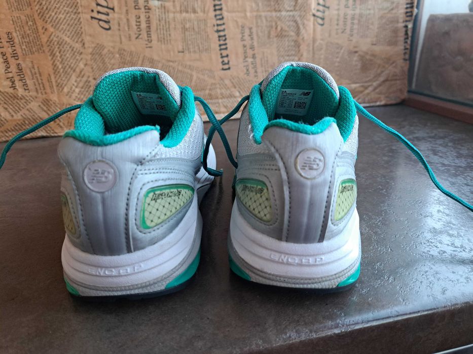 детски/дамски маратонки момче,кецове,спортни обувки,New Balance38