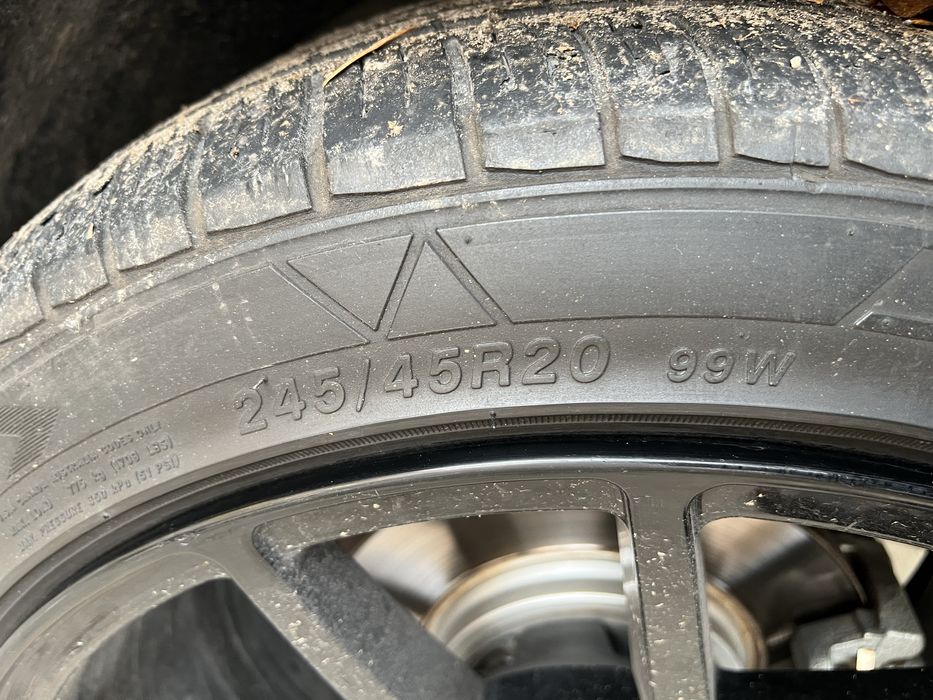 Шины MOZZO R20 245/45 (комплект)