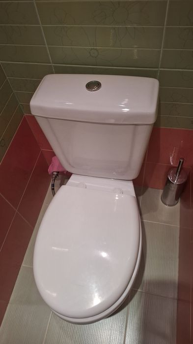 Продаётся унитаз Porta