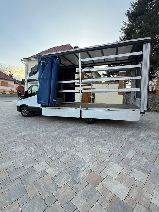 Iveco daily ful leduri motor 03l 2020 5 metri Se pote pune si lift