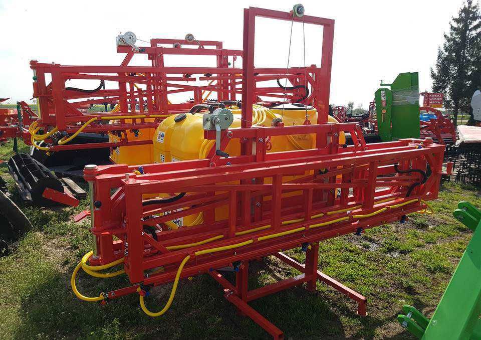 Навесной опрыскиватель "FMR Lisicki" 400l, 600l, 800l, 1000l