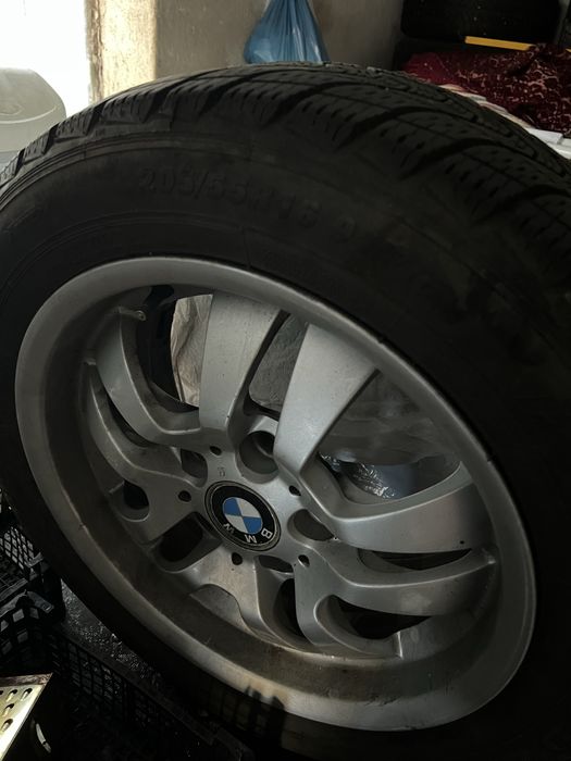 Vand  4 jante aliaj BMW + anvelope all season  R16