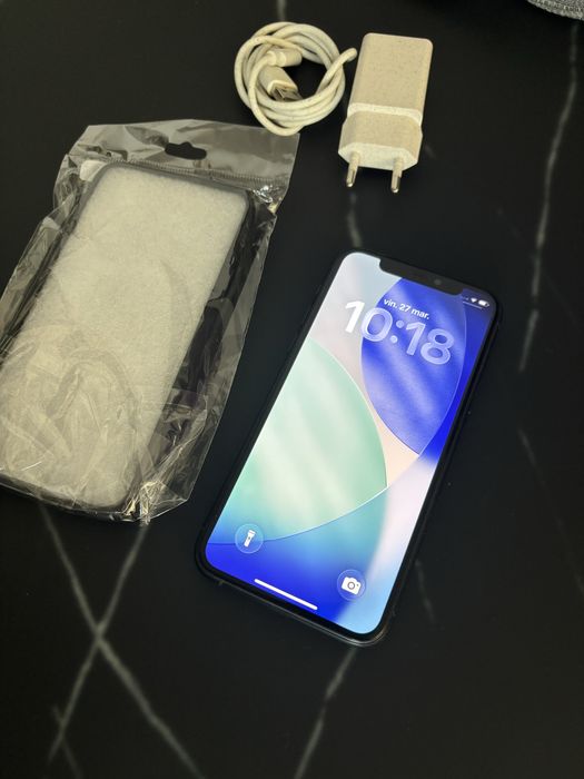 iPhone 11 Pro GreenMidnight impecabil