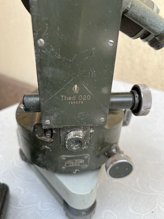 Nivelă veche de colectie optică Zeiss