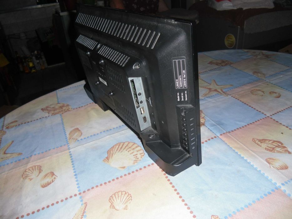 29.Продавам Телевизор LOGIK 20Full HD readi LED TV-Модел:L20HE15