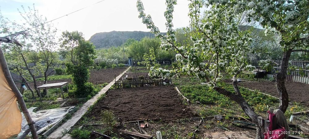 Продаю дачу на правом берегу